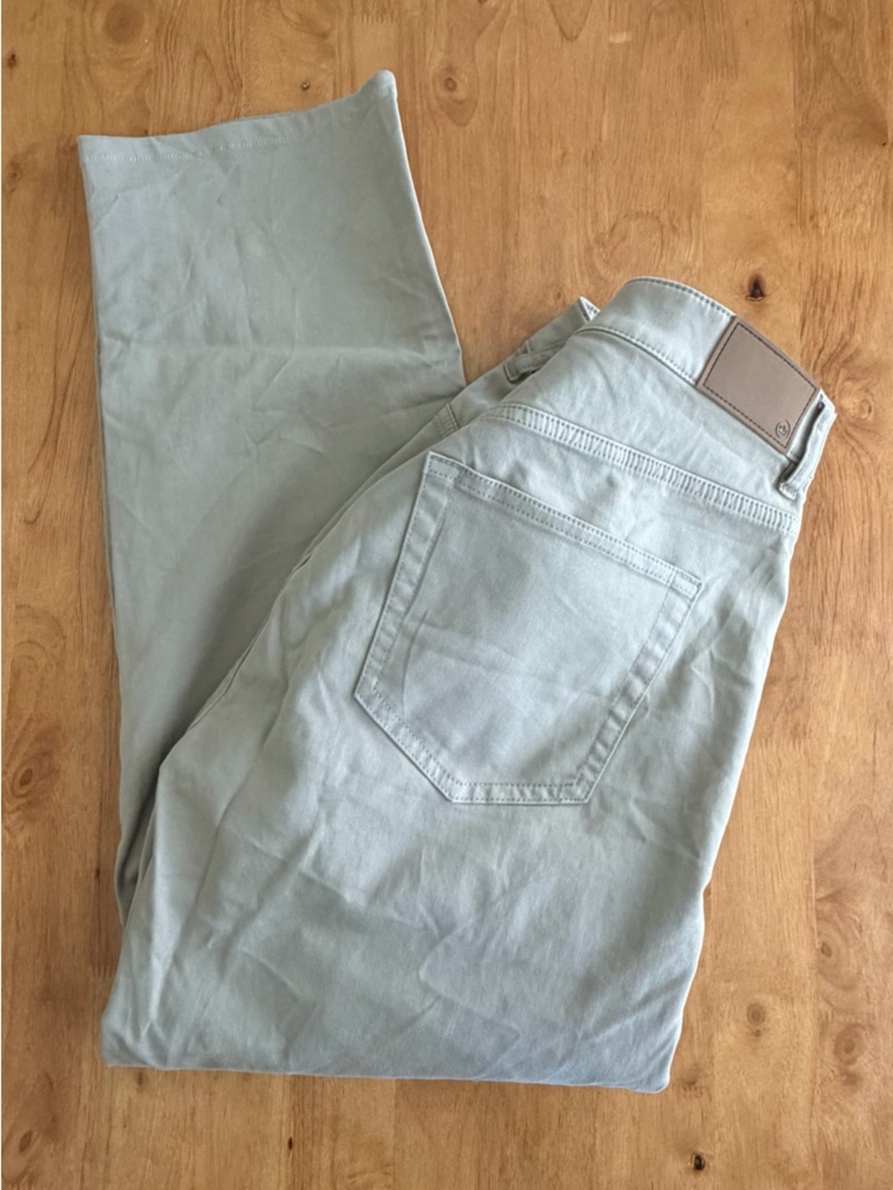 Peter Millar Slim Jeans in khaki 35x26